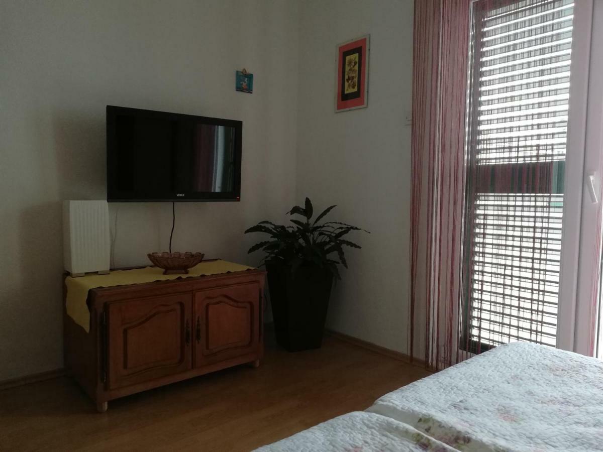 Apartmani Sabic A2 Plus1 Макарська Екстер'єр фото